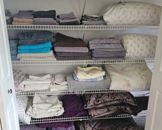 lots of great linens & bedding