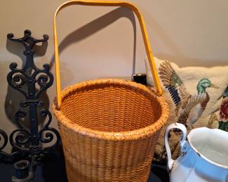 Nantucket Lightship Round Basket