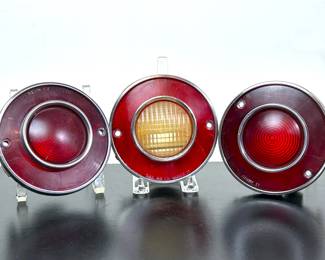 Tail lights for 1975-79 Corvette 