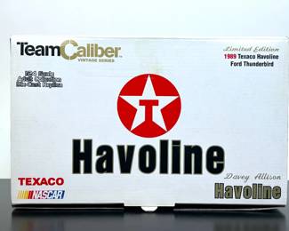 Team Caliber 1:24 scale Die Cast limited edition of Davey Allison 1989 Texaco Havoline Ford Thunderbird 