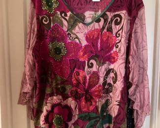 BINTAGE WOMENS CLOTHES