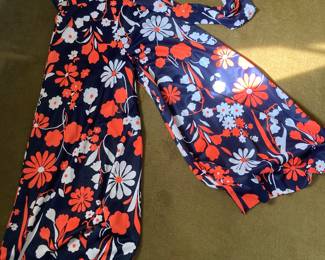 VINTAGE WOMENS CLOTHES FLOWER POWER 🌺 