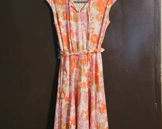 70s polyester cap sleeve dress