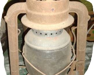 No.2 Delite Vintage Oil Can Lantern 12 inches tall
