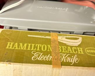 Mid modern century Hamilton Beach electric knife