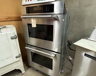 Thermador double oven
