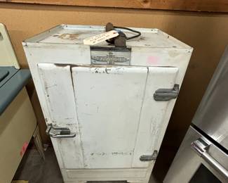 Vintage Frigidaire ice box 
