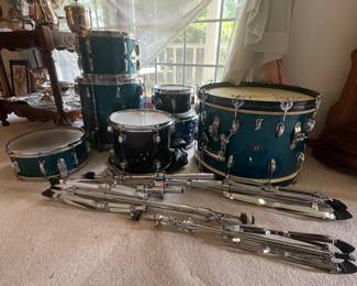 SOLD 5 Drums 