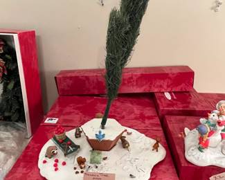 #312	Treaure Tree 2000 Studio Edition (1 Large box 1 Thin box)	 $50.00 
#313	Treaure Tree 2000 Studio Edition (1 Large box 1 Thin box)	 $50.00 

