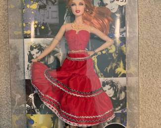 #55	2009 Cyndi Lauper Barbie - NIB	 $60.00 
