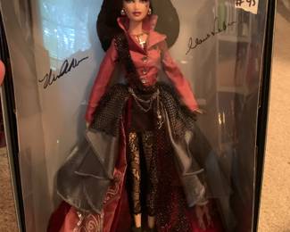 #45	2010 National Convention Barbie Rockers reunion Tour - NIB	 $300.00 
