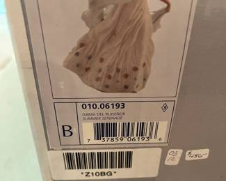 #103	Lladro 010.06193 - Summer Serenade Size 12.75" Tall 	 $200.00 

