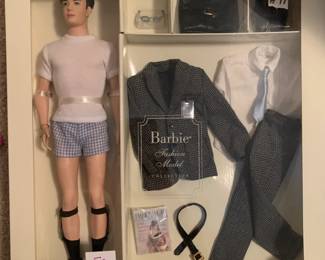 #50	2002 Barbie Fashion Model - Fashion Insider - NIB	 $50.00 
