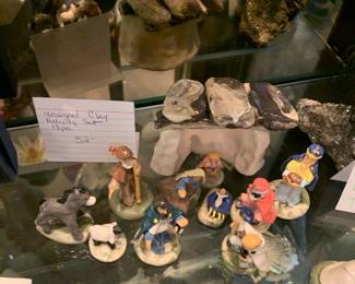 #406	Unsigned Clay Navity Set - 13pc 	 $52.00 
