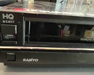 #242	Sanyo Synthesizer/Tuner VHS	 $40.00 
