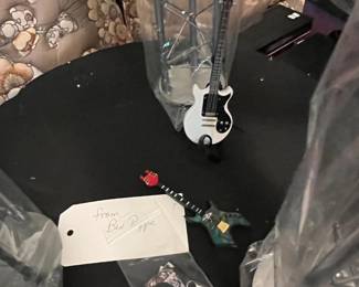 #421	Barbie music stage with 2 guitars and records metal top and foam stage still in plastic	 $100.00 			
