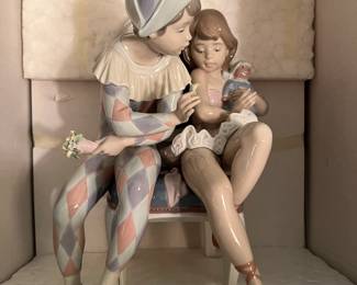#118	Lladro 05844 - Flirtatious Jester- In Box 10.25"H x 6.25"W	 $175.00 

