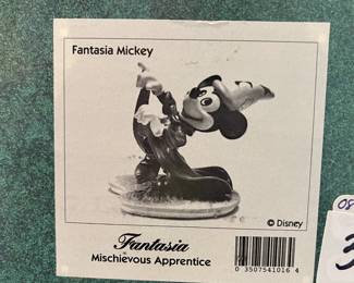 #269	Walt Disney Collectors Society Fantasia Mickey	 $35.00 
