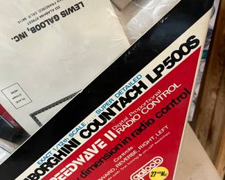 #212	Vintage Galoob Lamborghini Contach LP5006 remote controlled Car	 $50.00 
