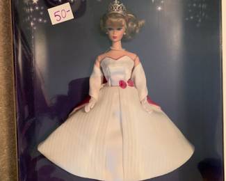 #54	2001 National Barbie Convention Queen of the Prom - NIB	 $50.00 
