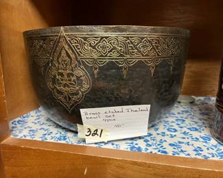 #321	Brass etched Thailand bowl set 4pcs	 $40.00 
 
