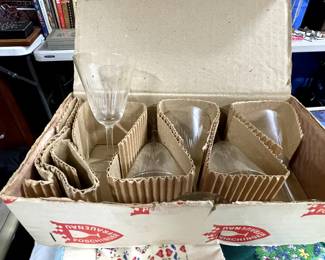  One of many German Cristall-Glatt Matt-Schliff Crystal Sets