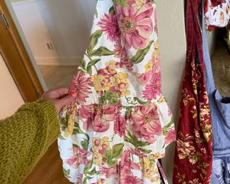 Pink/Yellow Floral Pattern Apron
