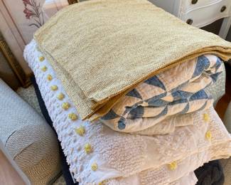 White/Yellow Chenille Blanket