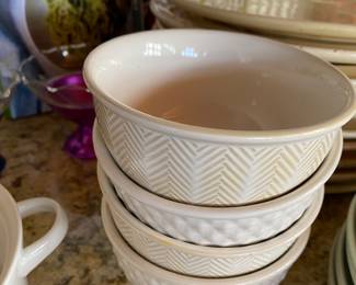 Set of 4 Dipping Bowls - Chevron & Textured Pattern