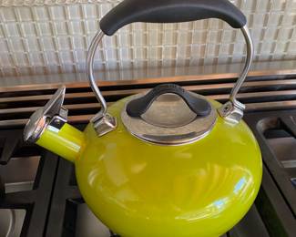 Chantal Avacado Green Tea Kettle