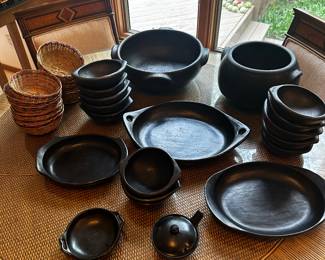 A Beautiful 22 Piece Set of Columbian La Chamba Native Mayan Style Ceramic Pottery Cookware/Dishes!
Made by La Chamba in Columbia. This fantastic set was made in the Same Style as Traditional Mayan Cookware by Native Columbians, This is a Beautiful Example of Pre Columbian Style Cookware!
