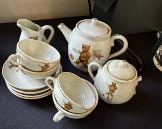 Vintage MCM Childs Mini Tea set! 13 pieces. NOTE:  The handle on the lidded sugar bowl missing. 🥺