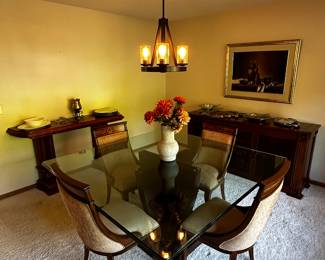 The dining room furniture is SUPERB! 
