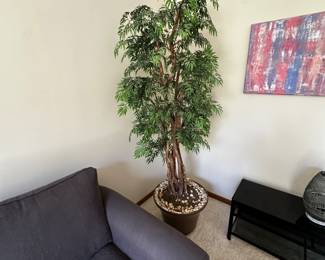 Home accessories abound! 