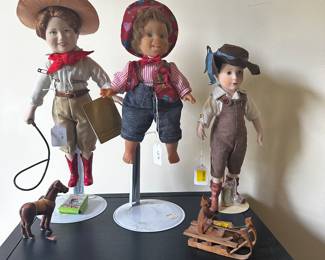A few of the great collectible dolls! 