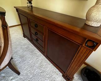 Beautiful sideboard! 