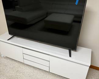 A HUGE LG Flat Screen with remote!