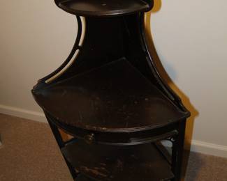 Nice detail on the vintage corner shelf