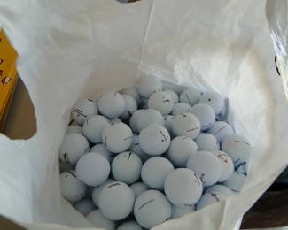 Balls, golfballs