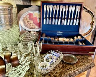 Silverplate flatware set.