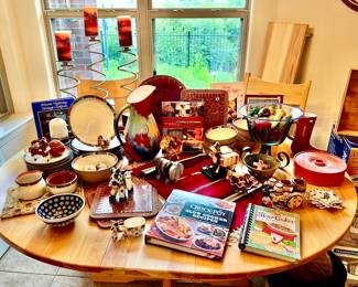 Simple Amish maple table