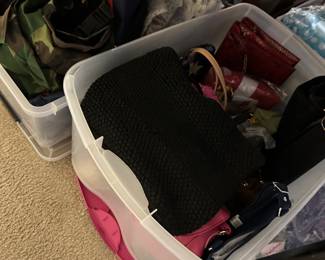 Lots of Bags & Purses (most new)
