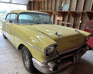 1957 Chevy Belair Hardtop - 350 V8 - garaged 4 years ago