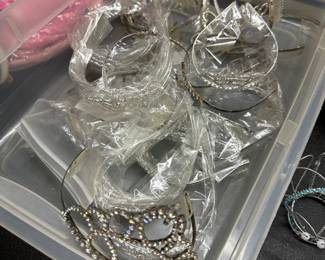 Tiaras & Crowns