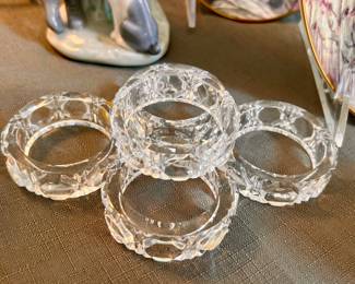 4 Glass napkins rings