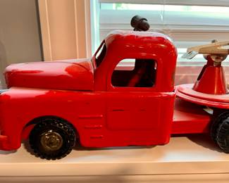 Structo pressed steel fire truck S. F. D.