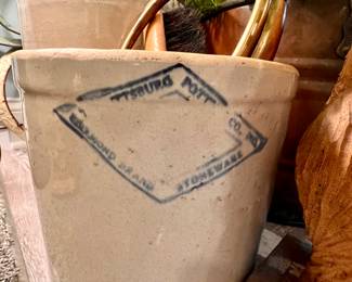 Pittsburg Pottery Co. Diamond Brand Stoneware crock 