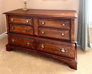 matching ladies dresser 