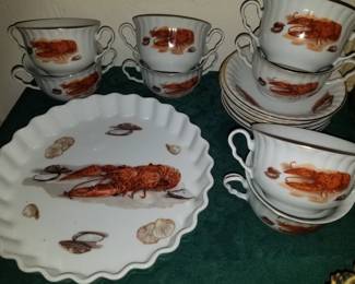 Vintage Wowel Lobster Casserole , 8 Wowel Cups and Saucers 