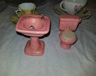 Doll Sized Porcelain Sink and Toilet